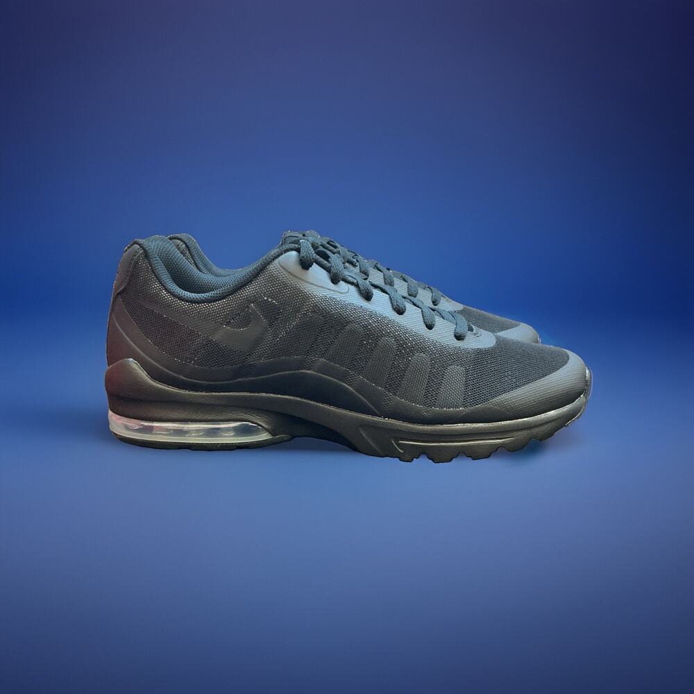Size 13 - Nike Air Max Invigor Black
